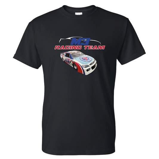 T-Shirt noir avec voiture de course style nascar et logo M3 Racing team blanc, rouge et bleu.